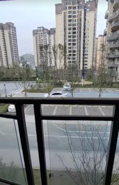 【房产网】阳光·云湖3室2厅2卫36.8万83m²出售